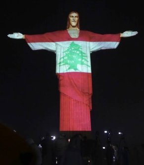 x89083184_Rio-06-08-2020CristoBeiruteCristo-Redentor-recebe-projecao-da-bandeira-do-Liba.jpg.pagespeed.ic.quuBZu2-aC